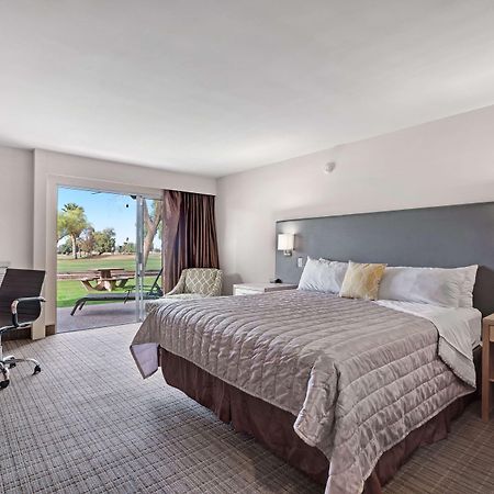 Ramada By Wyndham Holtville Exterior photo